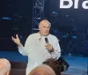Very entertaining! Sit back relax and laugh show. XYZKellie McLaughlin - Tulsa, Oklahoma